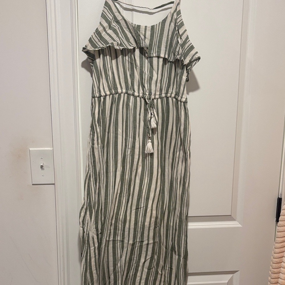 Express Green & White Maxi Dress Medium Mixed